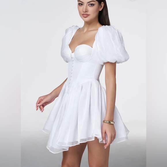 Adeirlina Dresses & Skirts - Adeirlina Here Comes the Sun Dress in Glossy White Size L new w/tags